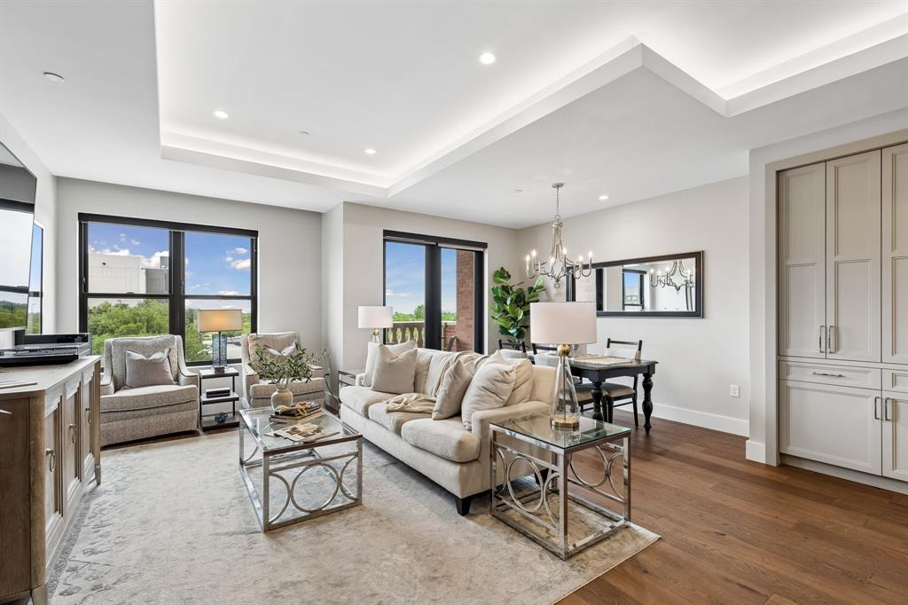Parkview Condo - Residential