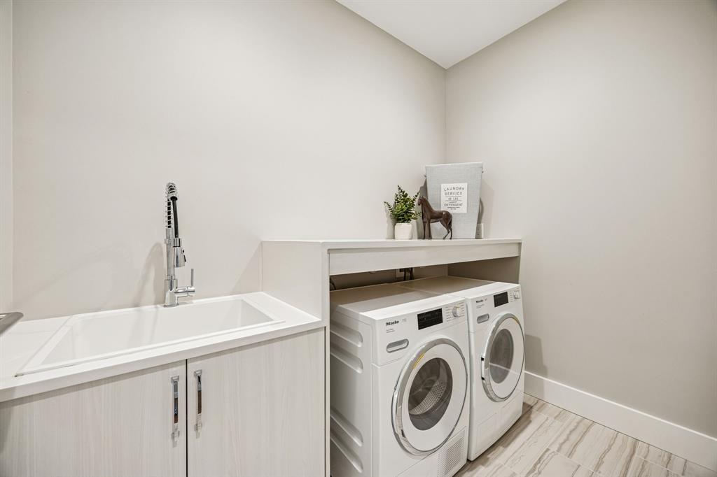 Parkview Condo - Residential