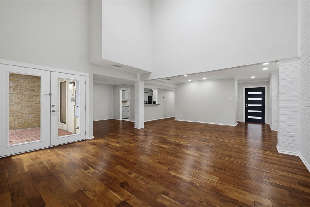 3737 Hulen Park Townhome Add - Residential