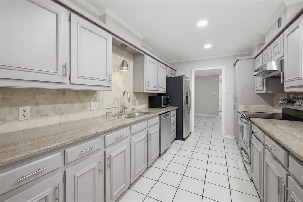 3737 Hulen Park Townhome Add - Residential