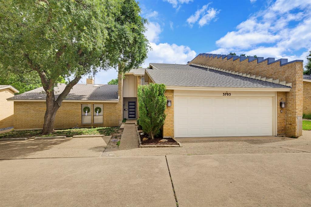 3737 Hulen Park Townhome Add - Residential