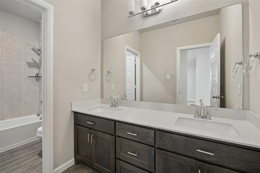Prairie Rdg Ph 1 - Residential