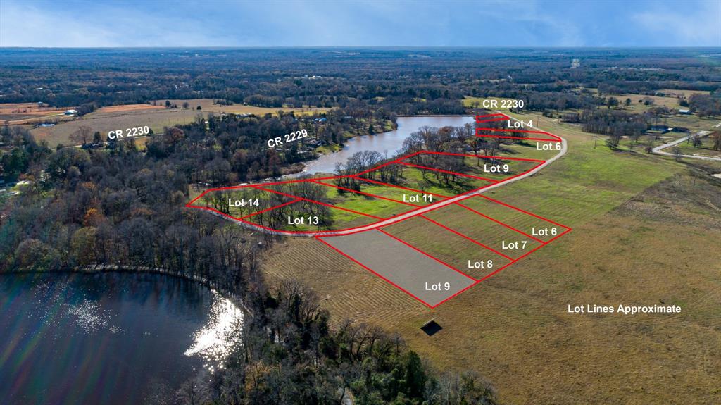 Discover the newly developed private Kim-Juan lake community in Mineola, where tranquility meets convenience. This picturesque lake lot is not just a piece of land; it’s an opportunity to immerse yourself in nature while enjoying the comforts of modern living.