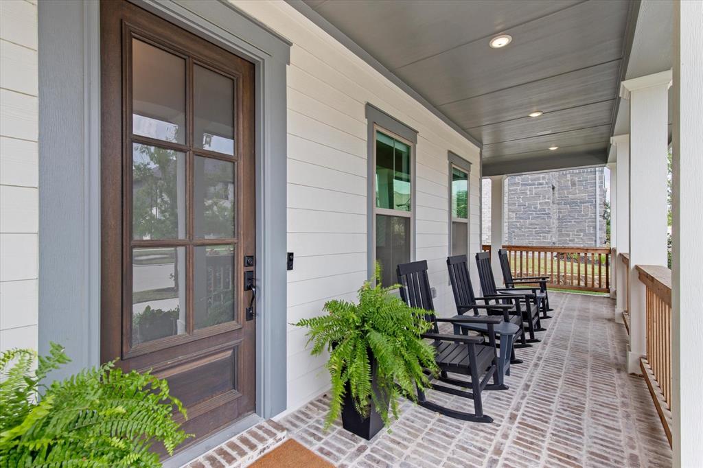 Painted Tree East Showcase Lts - Residential