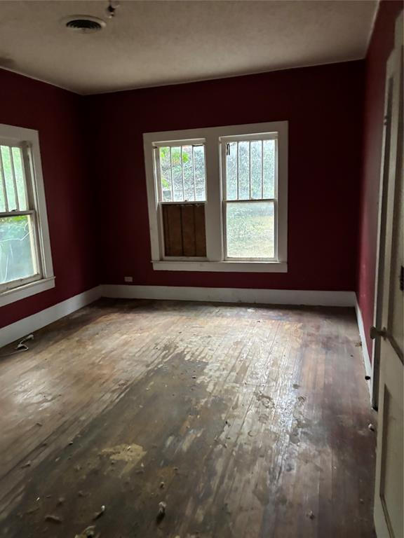 Sayles & Hughes Of Bellevue - Residential
