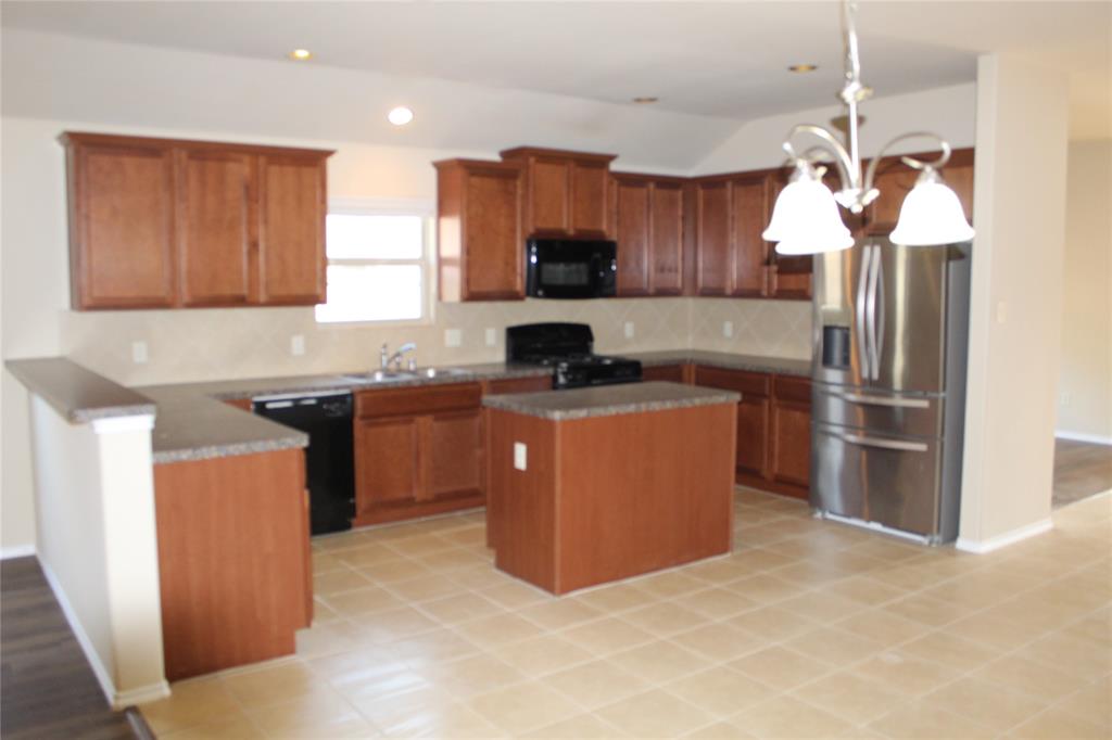 Villages Of Melissa Ph 1 - Residential Lease