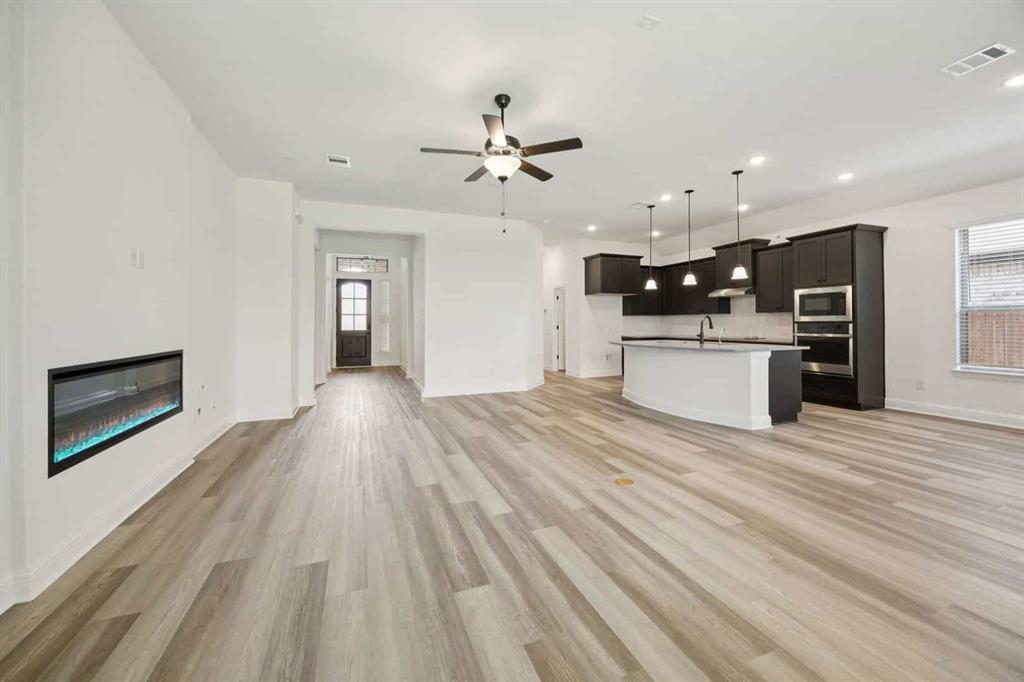 Summer Crest - Residential