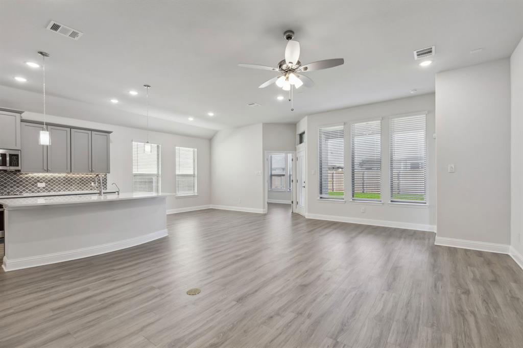 Summer Crest - Residential