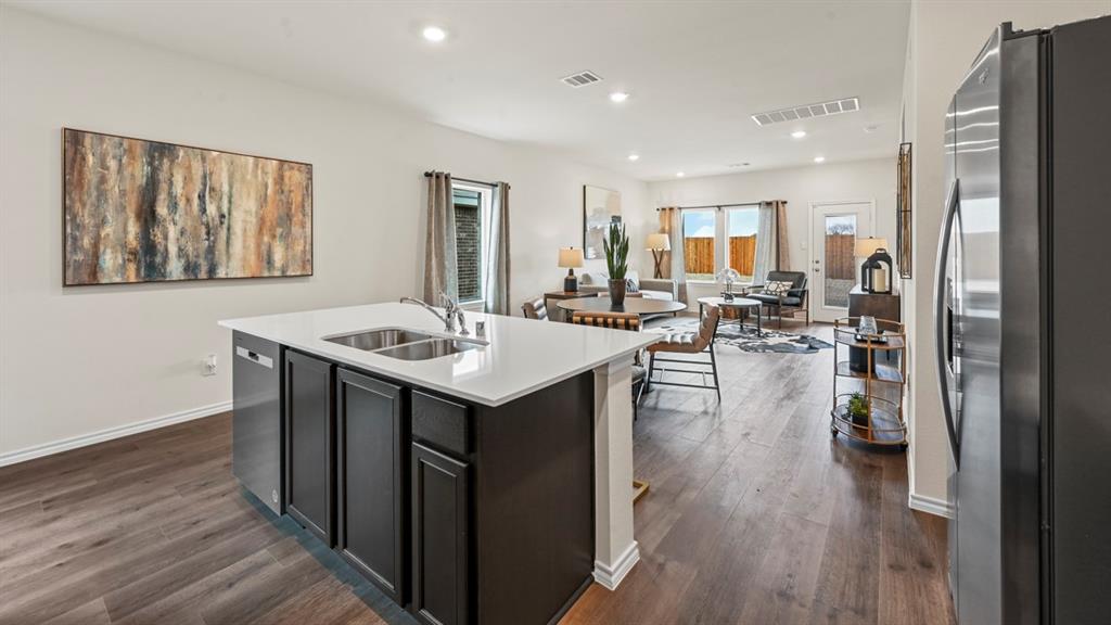 Elevon - Residential