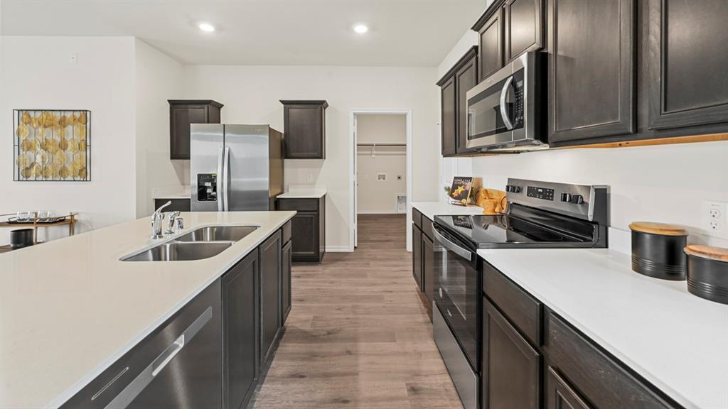 Elevon - Residential