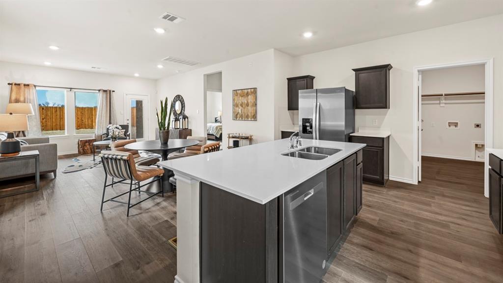 Elevon - Residential