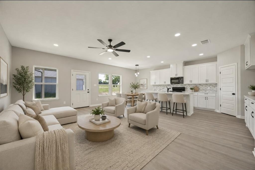 James C English Surv Abs #350 - Residential