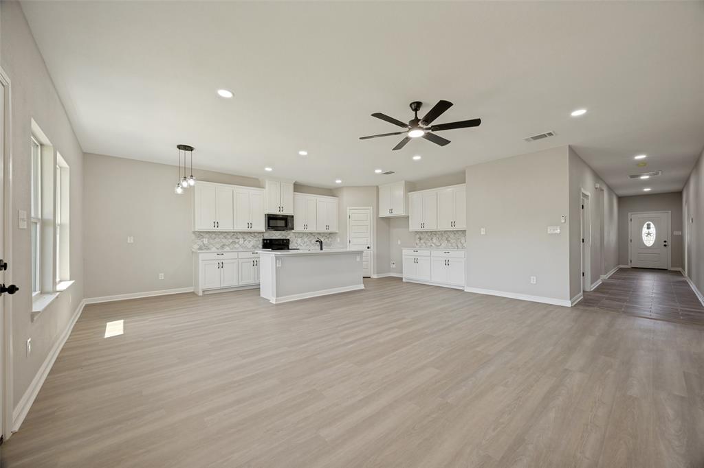James C English Surv Abs #350 - Residential