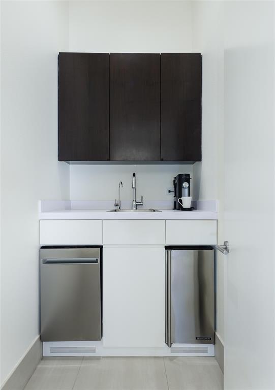 Lake Forest Ph G-R3 - Residential