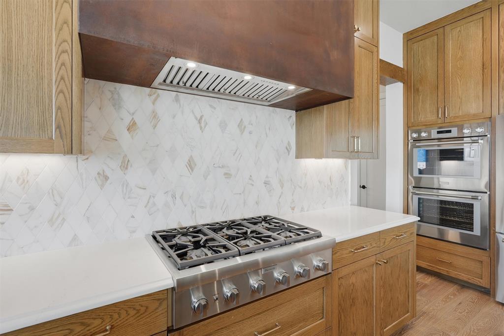 Gaines Bend - Residential