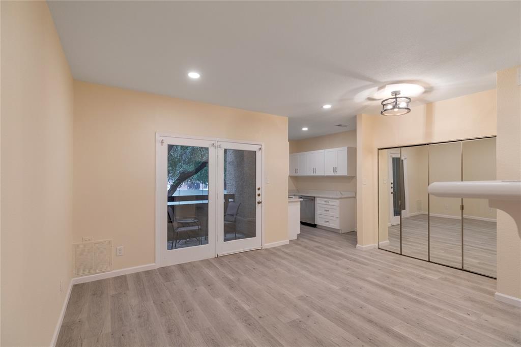 Casa Blanca Condo - Residential