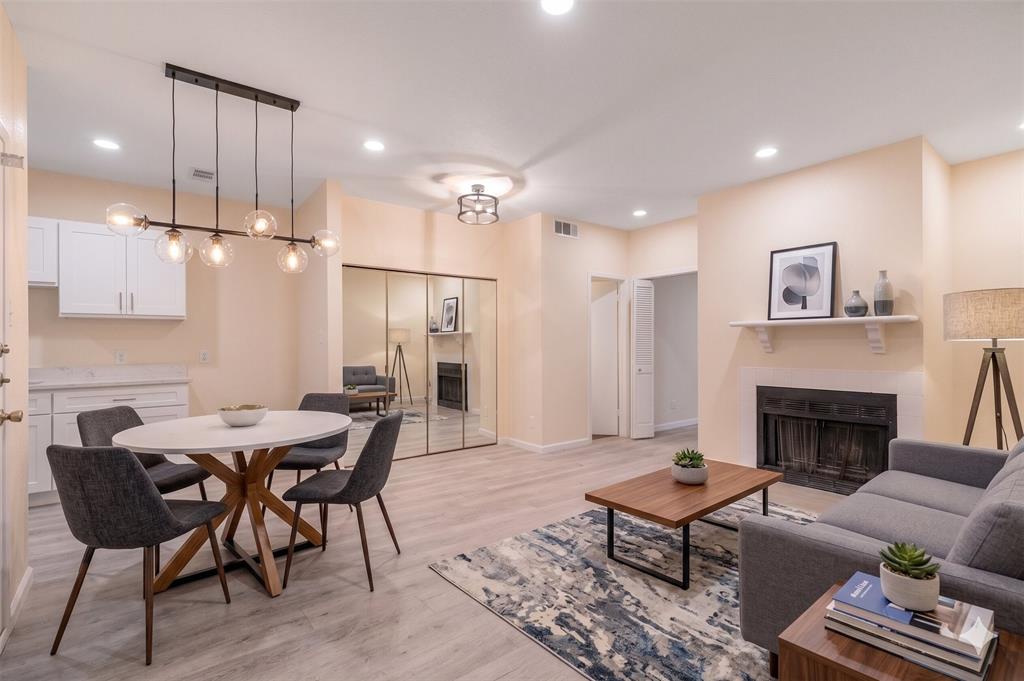 Casa Blanca Condo - Residential