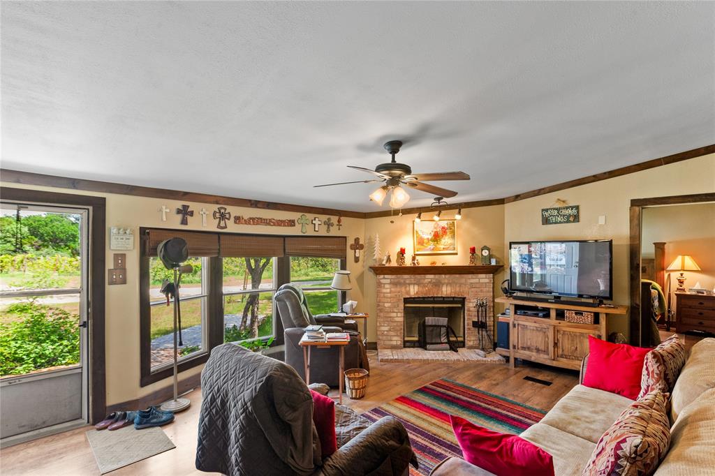 Wooded Lake Estate Add Pt I - Residential
