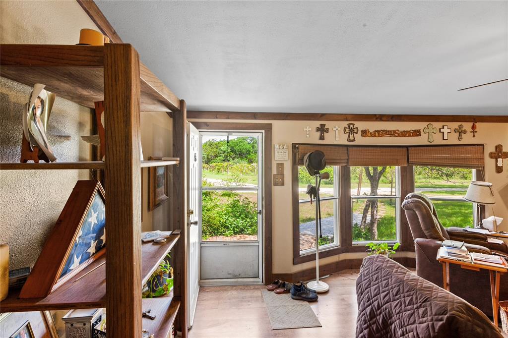 Wooded Lake Estate Add Pt I - Residential