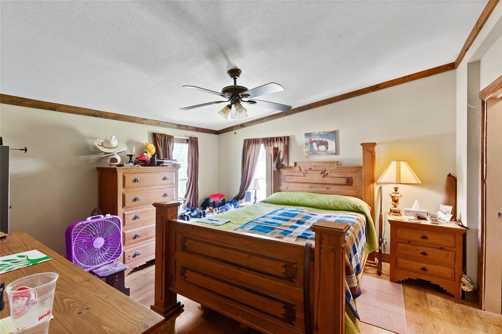 Wooded Lake Estate Add Pt I - Residential