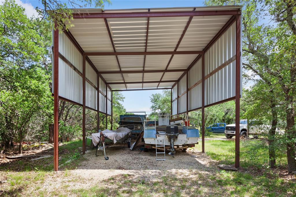 Wooded Lake Estate Add Pt I - Residential