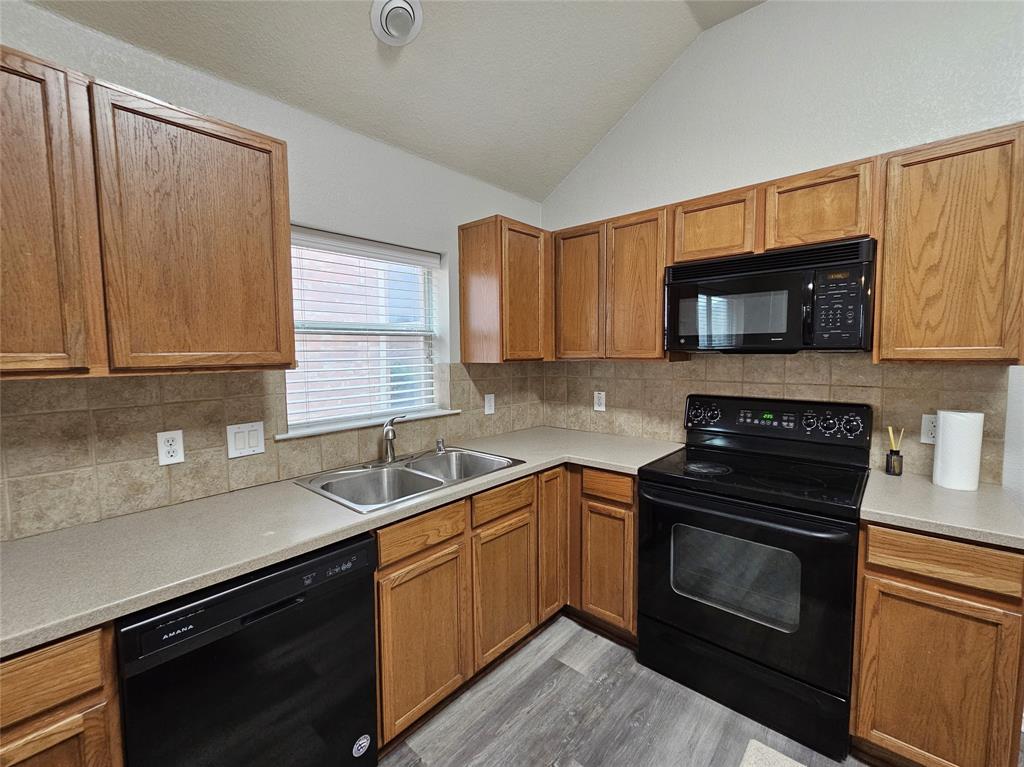 Cross Oak Ranch Ph 2 Tr 6 - Residential Lease