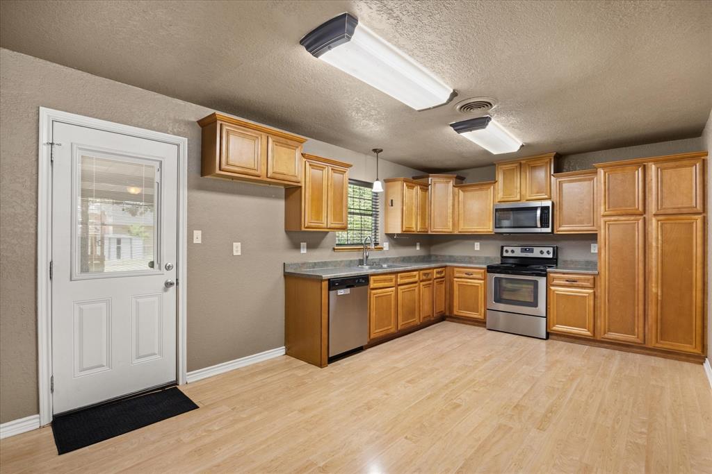 Crow Styles Add - Residential