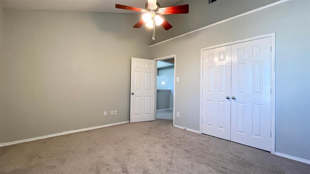 Hickory Street Village Ph IV - Residential Lease