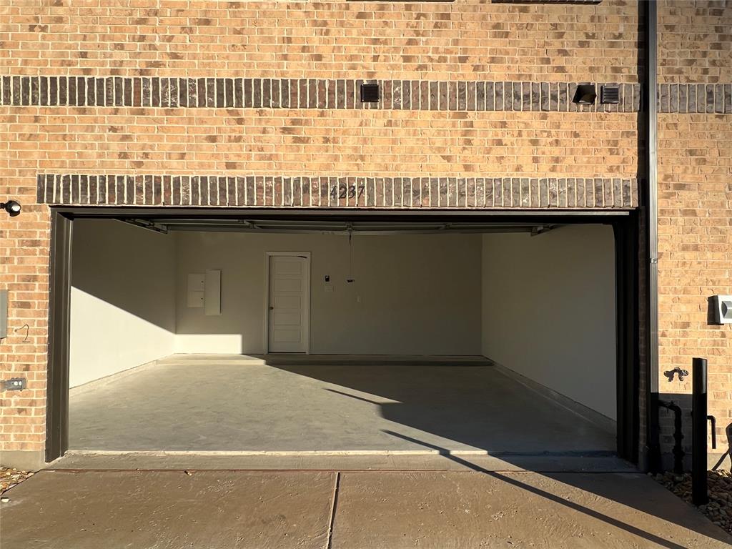 WADE SETTLEMENT - Residential Lease