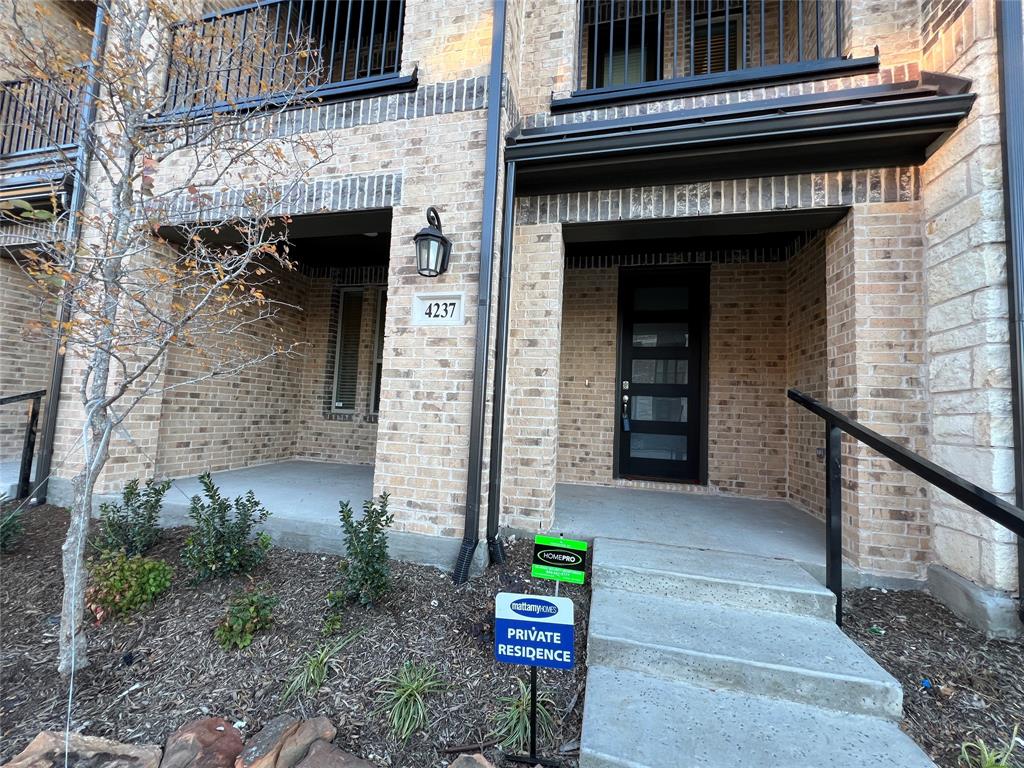WADE SETTLEMENT - Residential Lease