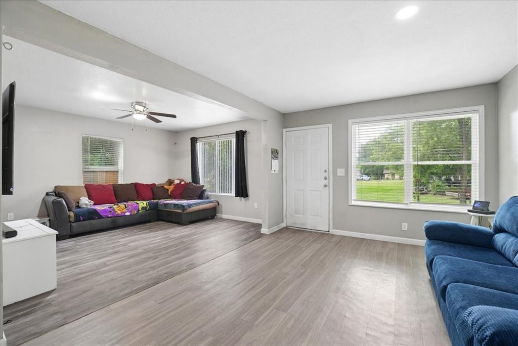 SULPHUR SPRINGS - Residential
