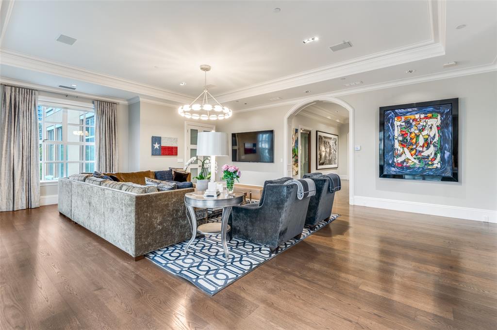 Mansion Residence - Residential