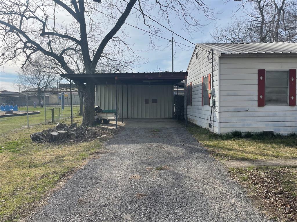 Orig Town Of Wolfe City - Residential