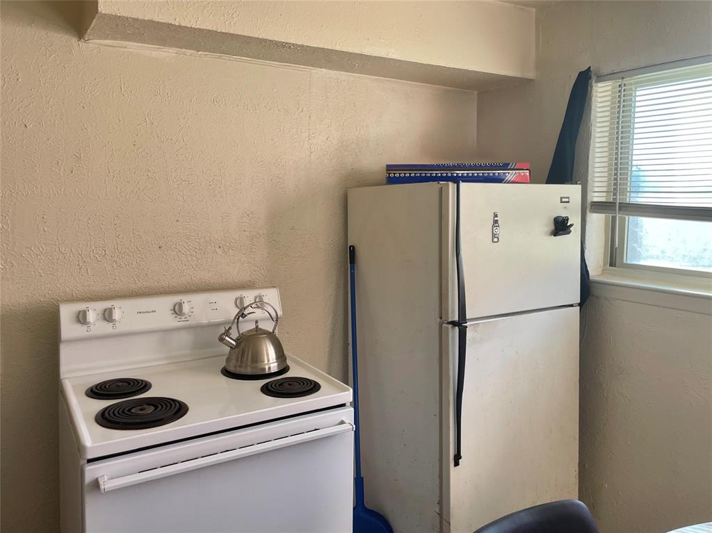Ervay Street Heights - Residential Income