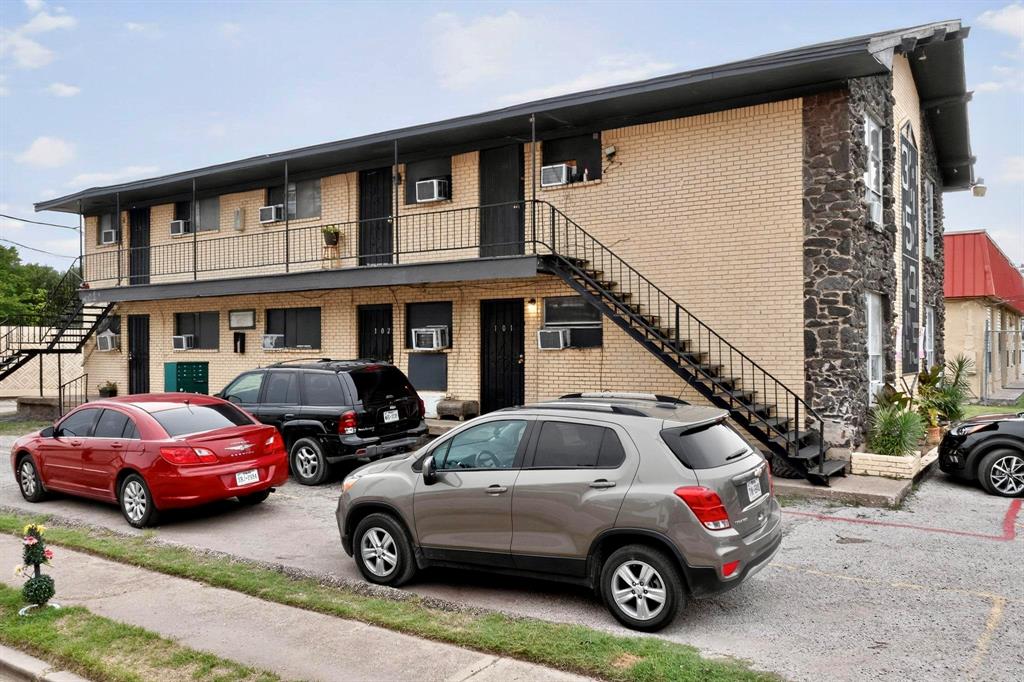 Ervay Street Heights - Residential Income