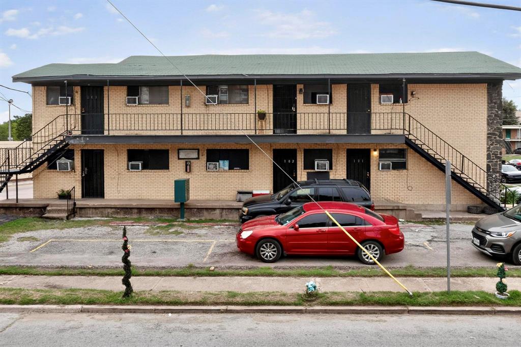 Ervay Street Heights - Residential Income