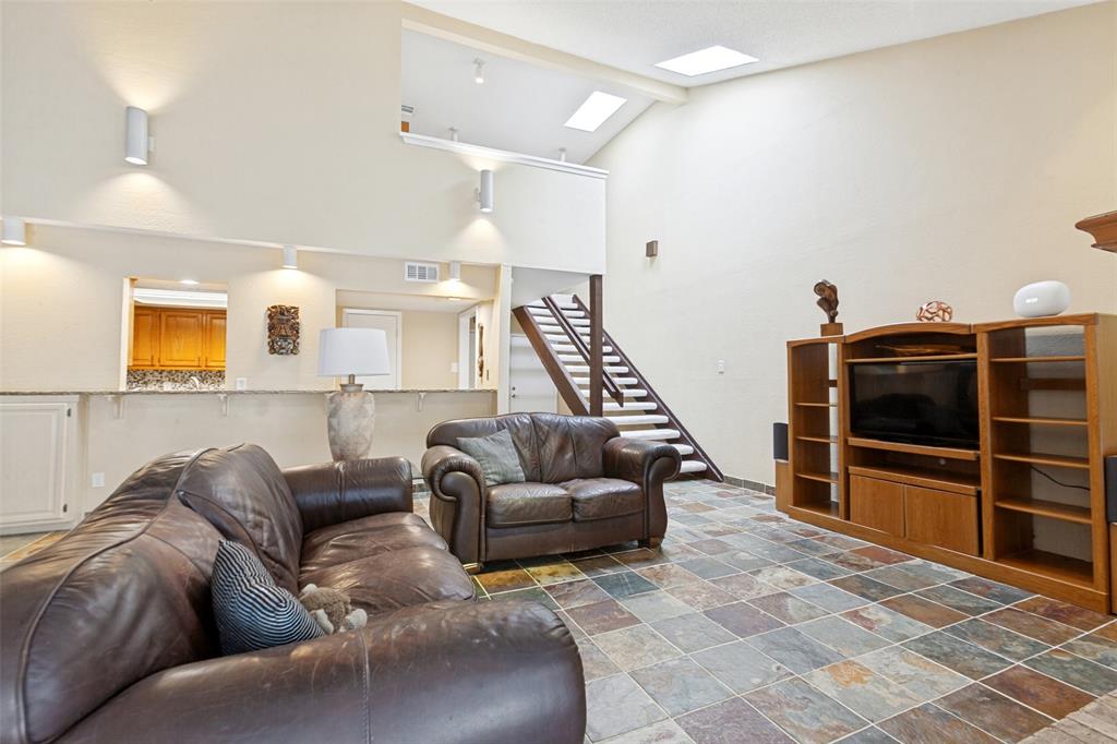 Claymore Park Condo - Residential