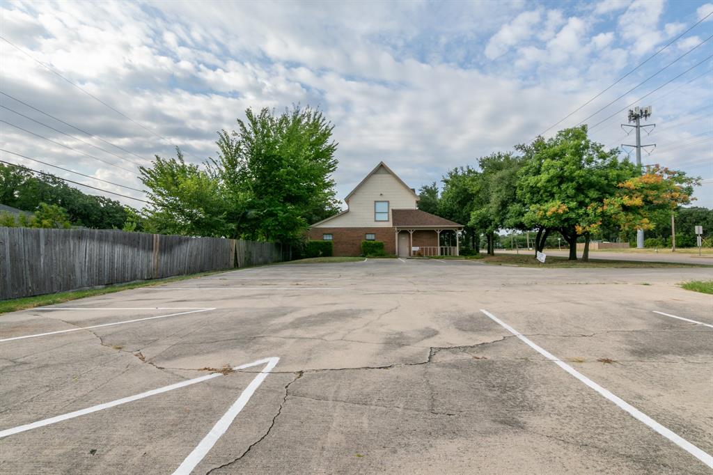 Shady Oaks Gardens Sub - Commercial Sale