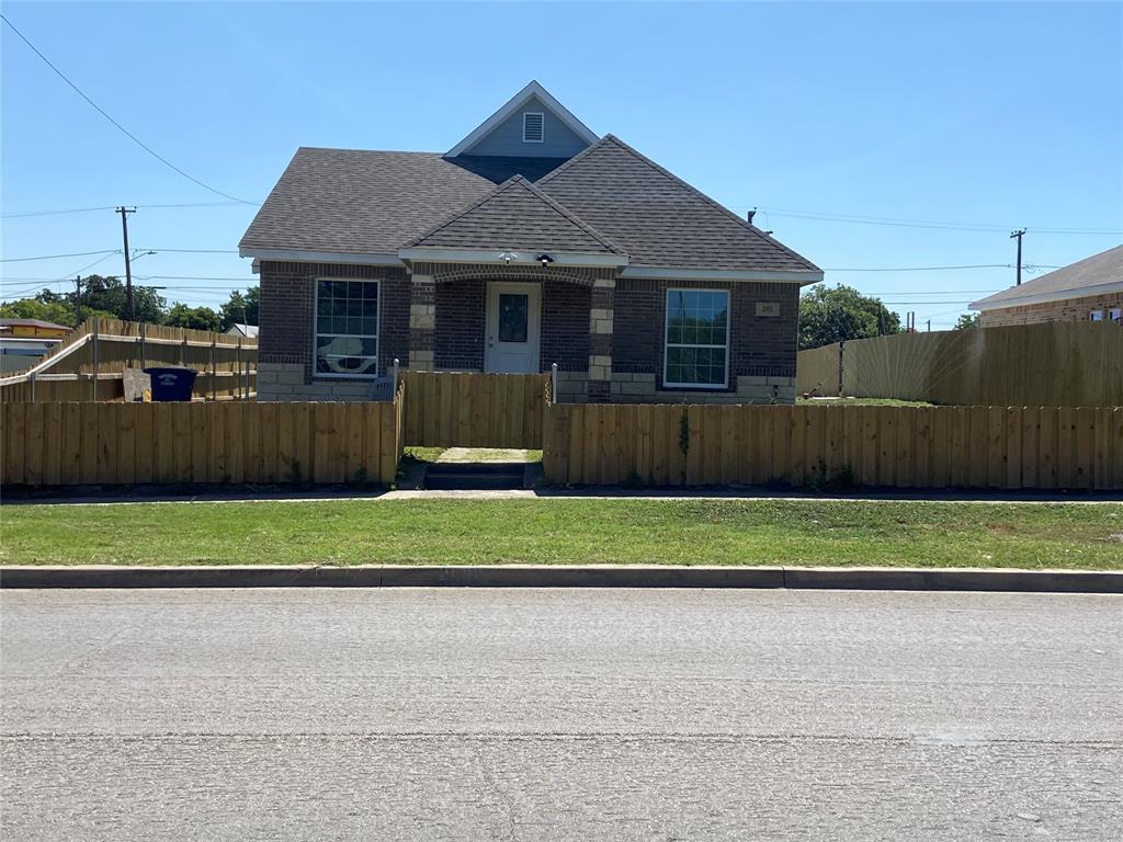 ***RECENT RENOVATION*** Beautiful 4 bedroom, 3 bath brick home with stone accents. Gated Driveway with room for extra parking. Walk in custom front door and be blown away by the open concept living, kitchen and dining areas. Modern cabinetry, tray ceilings, decorative lighting, granite counters and stone backsplash in the common areas. Luxury vinyl plank flooring and neutral paint through out. Owners suite features a walk in shower with decorative tile work. Oversized back yard and full sod for the front yard.