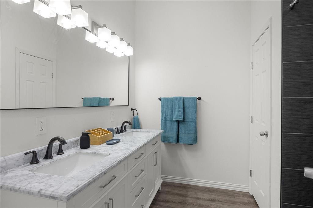 Comanche Harbor Sec C - Residential Income