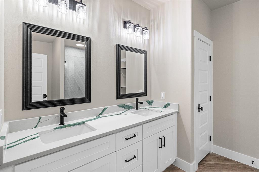 Canyon Creek III - Residential