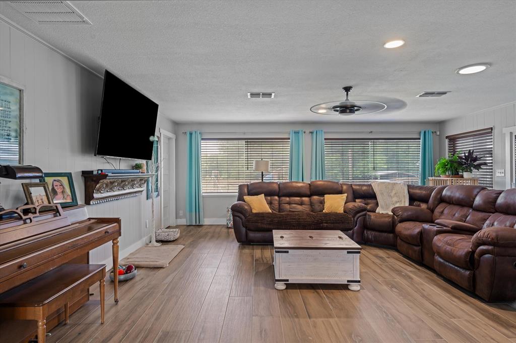 Wills Point - Residential