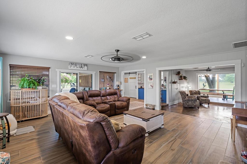 Wills Point - Residential