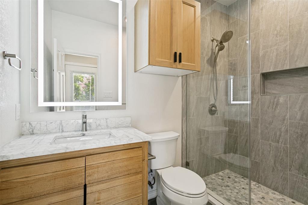 Woodland Hills Colleyville - Residential