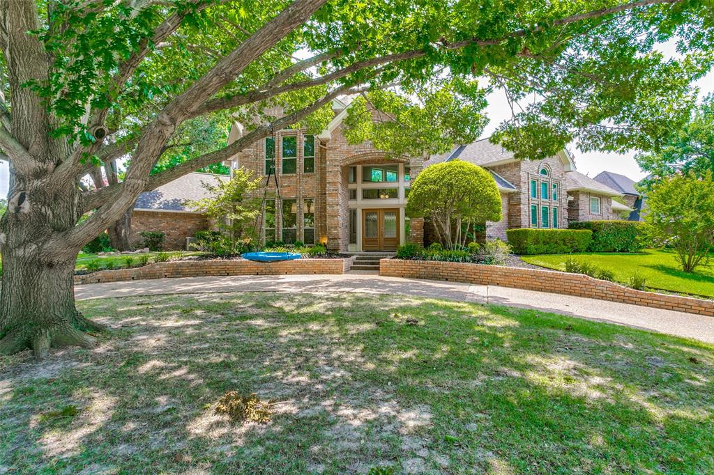 Woodland Hills Colleyville - Residential