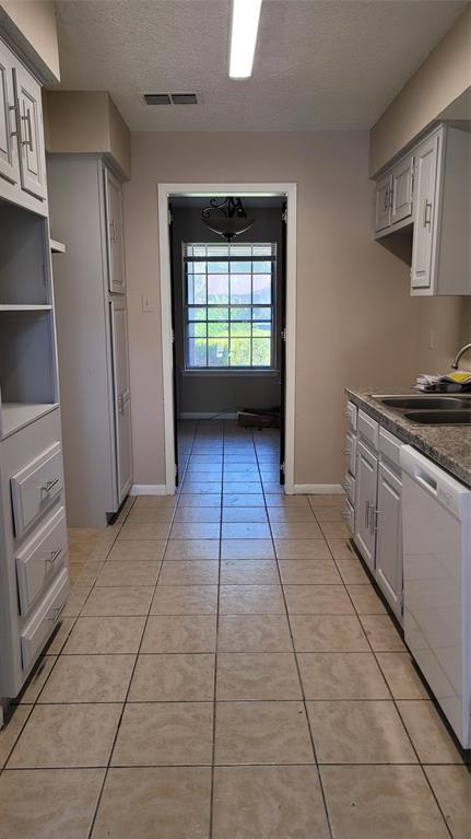 Carole Estates - Residential Income