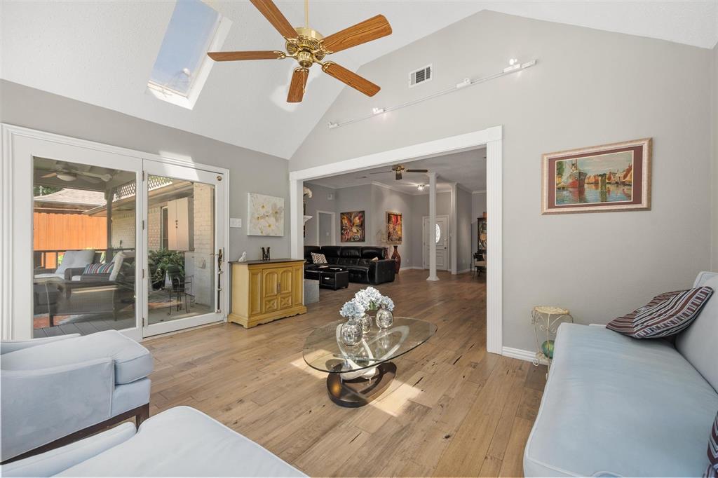 Mc Kamy Oaks Add - Residential