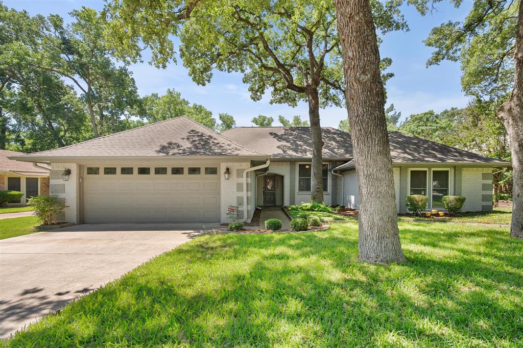 Mc Kamy Oaks Add - Residential