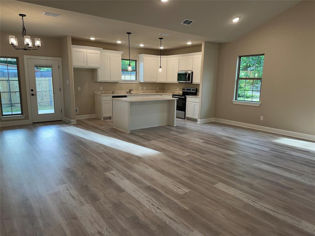 Dellwood 02 - Residential