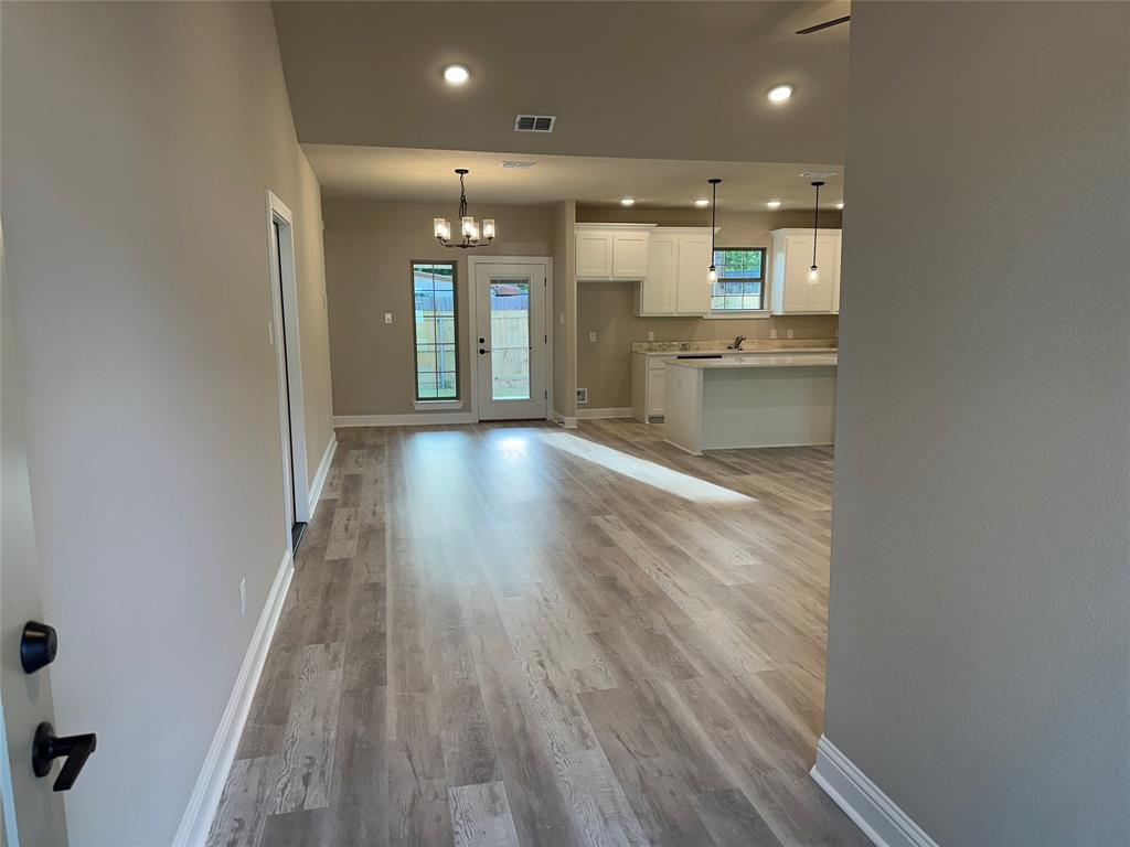 Dellwood 02 - Residential